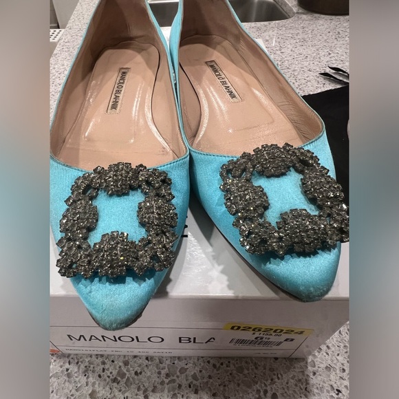 Manolo Blahnik flats - Picture 3 of 7